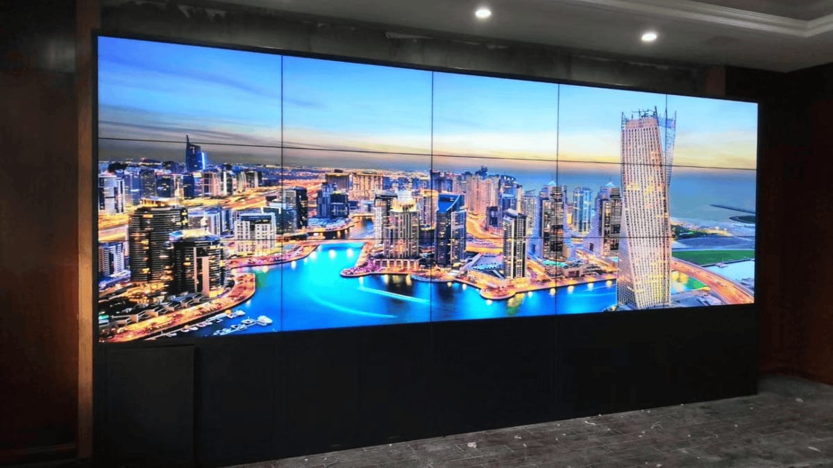 液晶無(wú)縫拼接顯示屏-大屏幕液晶窄邊拼接屏